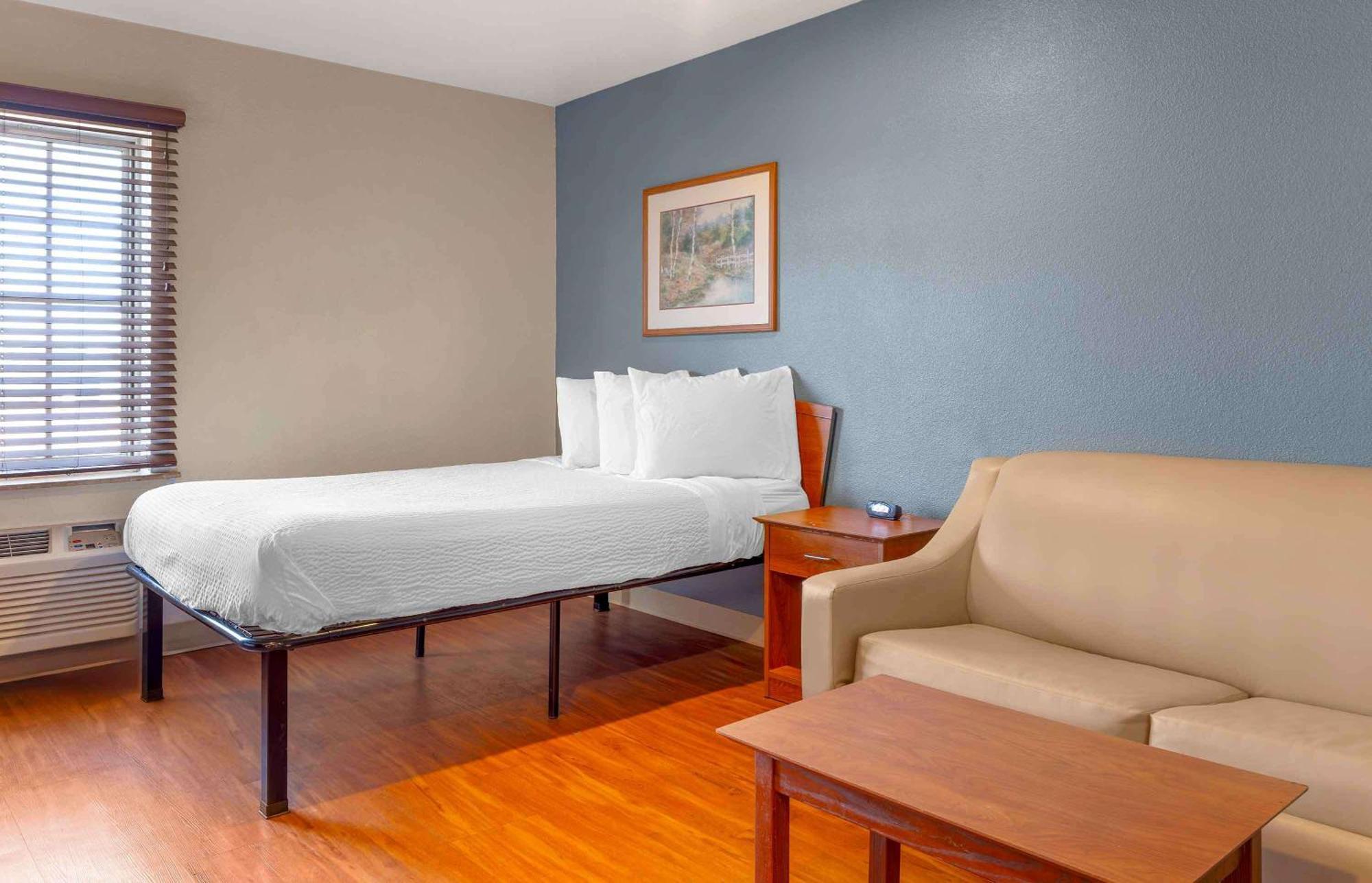 Extended Stay America Select Suites - Wilmington - West Exterior photo